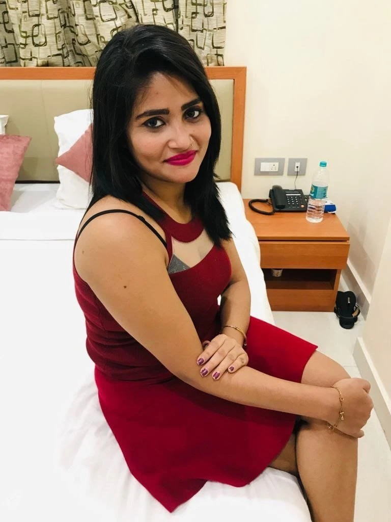 Janvi – Indian escort in Aurangabad — 2 / 3