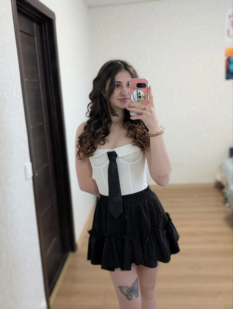 Alexa Submission Star – Ukrainian escort in Hong Kong — 5 / 6