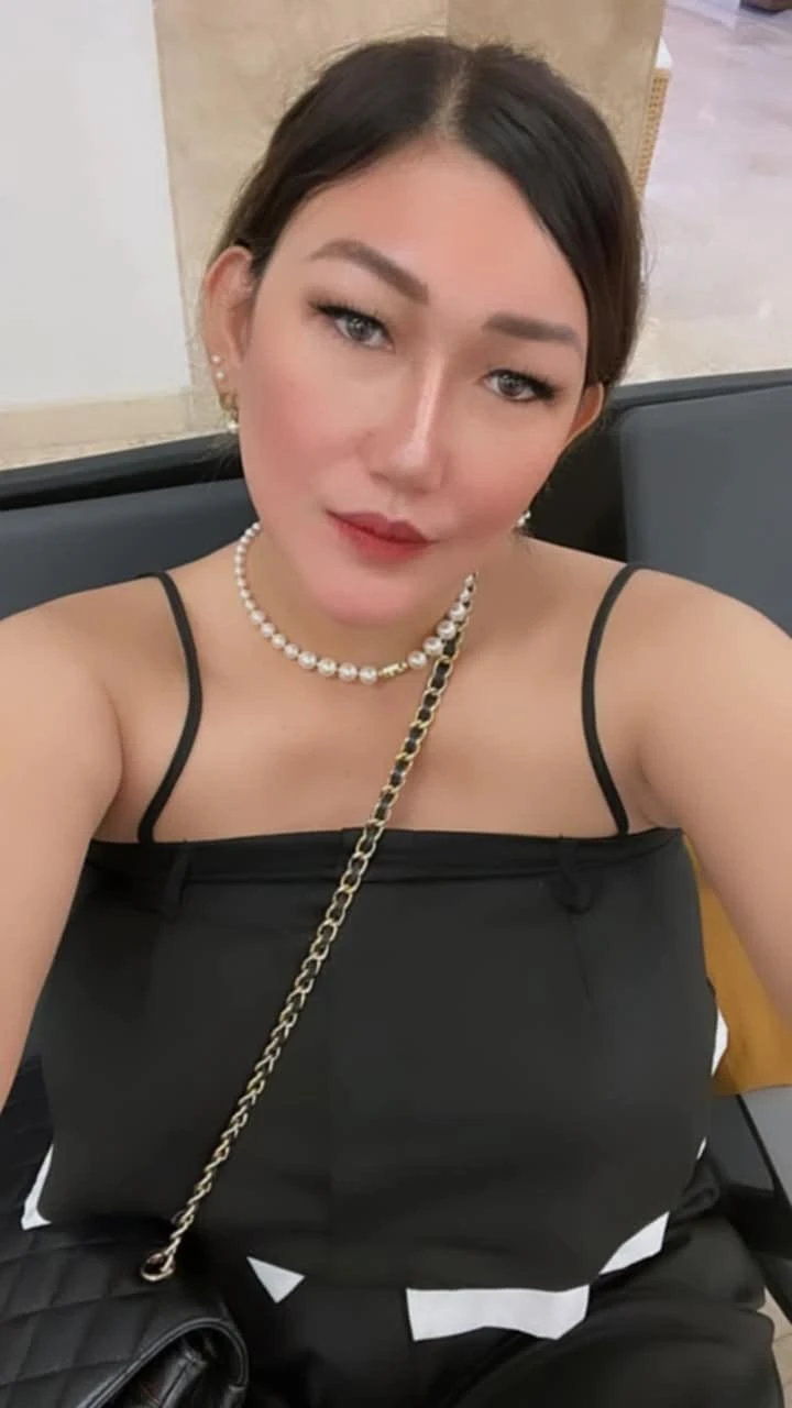 Sarah Party girl new Hk – South Korean escort in Hong Kong — 5 / 8