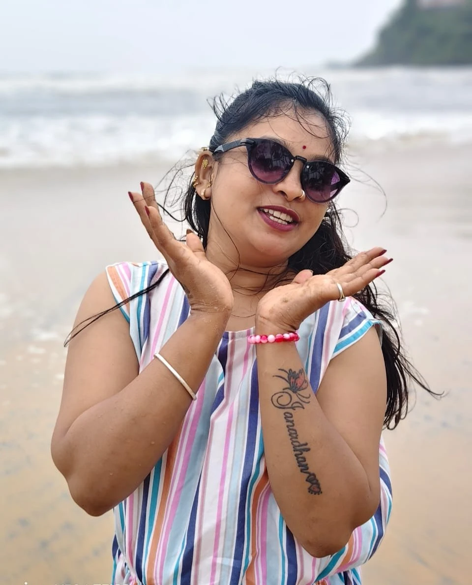 Arohie Rajput Independent Gujarati house – Indian escort in Ahmedabad — 4 / 8