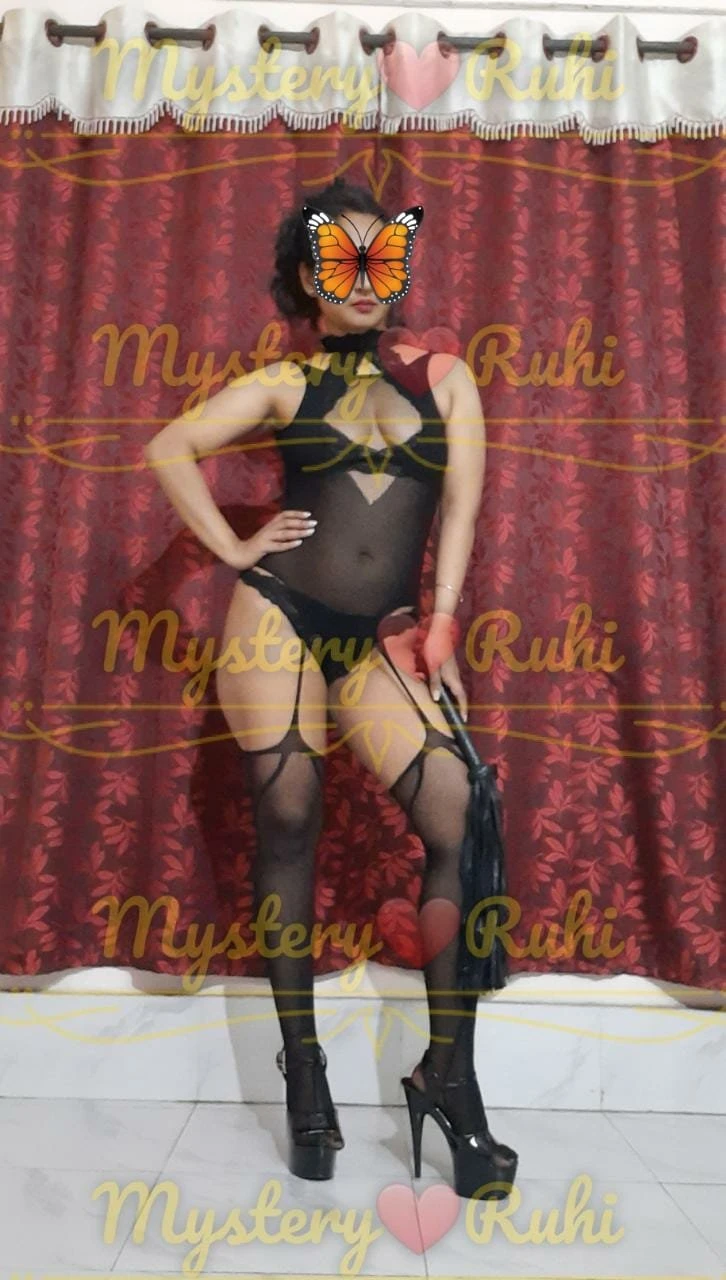 MysteryRuhi Premium bdsm spl CamGirl – Indian escort in Bangalore — 11 / 29
