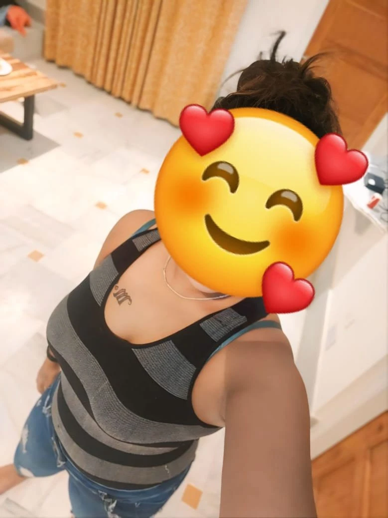 Rachna singh CAM AND REAL MEET QUEEN – Indian escort in Bangalore, Escort, Banga
