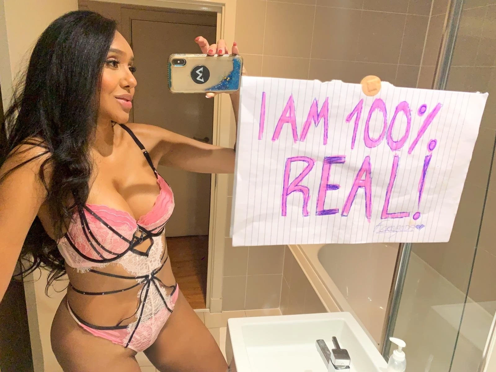 Fernanda Anal – Italian escort in Tallinn — 7 / 11