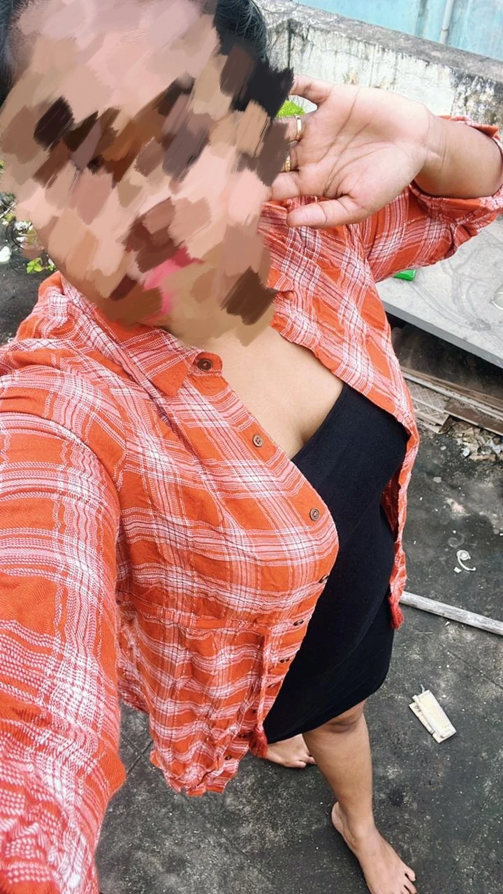 Kavya Chennai – Indian escort in Chennai — 2 / 10