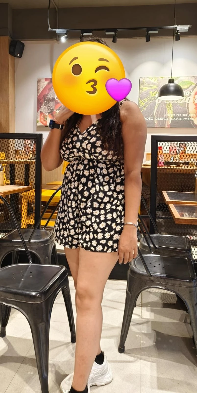 Eshika Singh – Indian escort agency in Bangalore, Escort, Banga