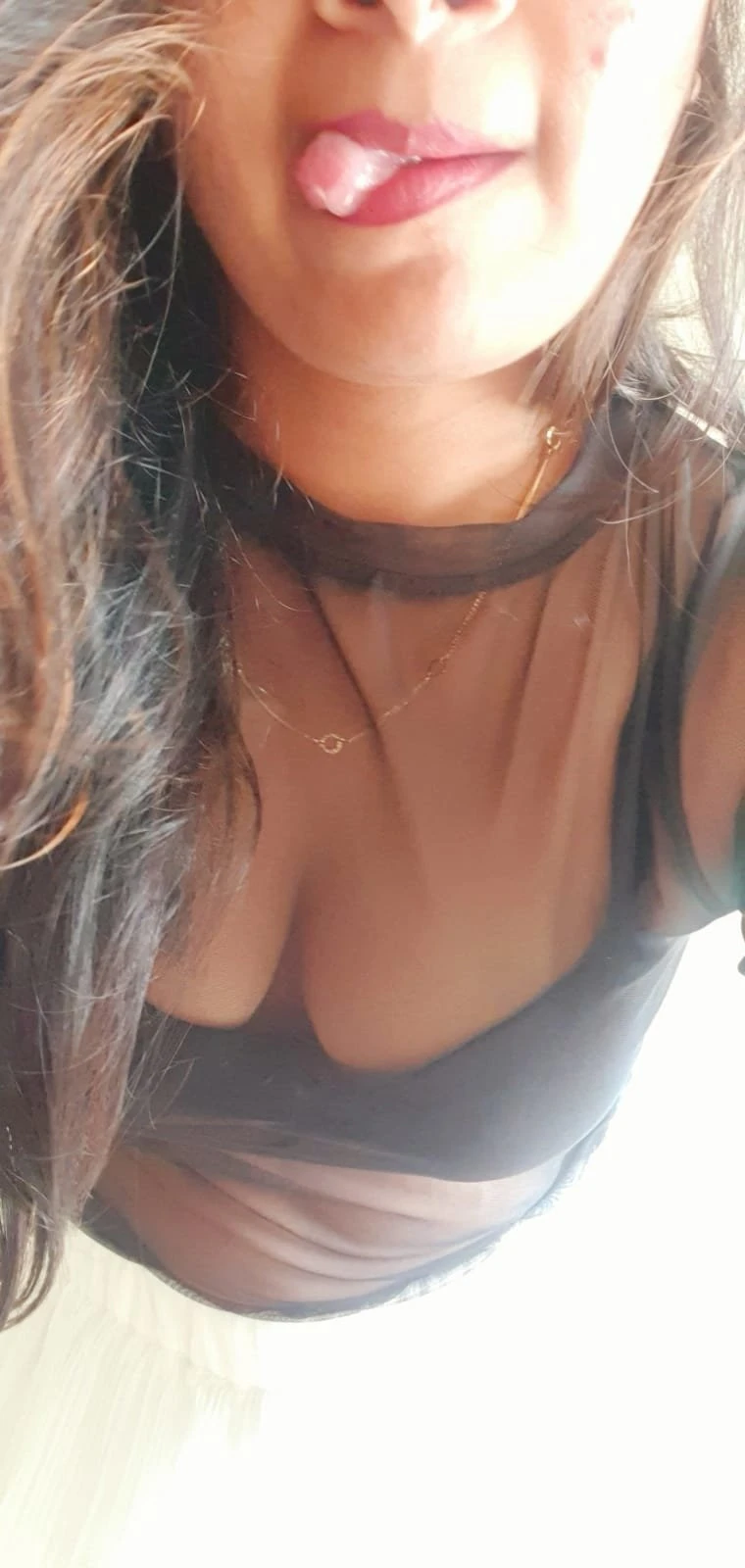 Simi for Cam – Indian escort in Bangalore — 7 / 13