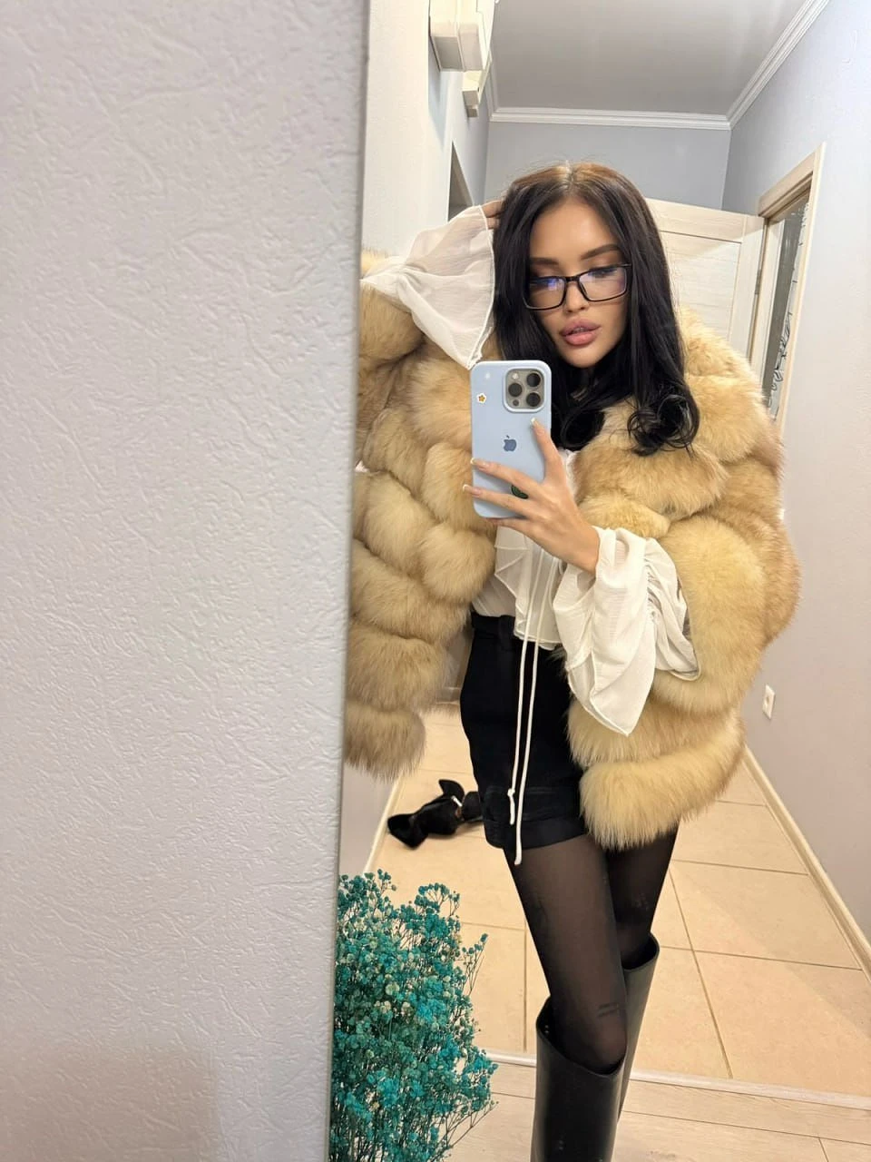 Arina – Russian escort in Hong Kong — 3 / 16