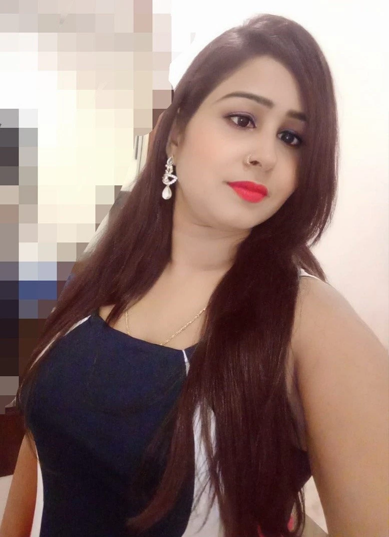 Anushka – Indian escort in Bangalore — 2 / 4