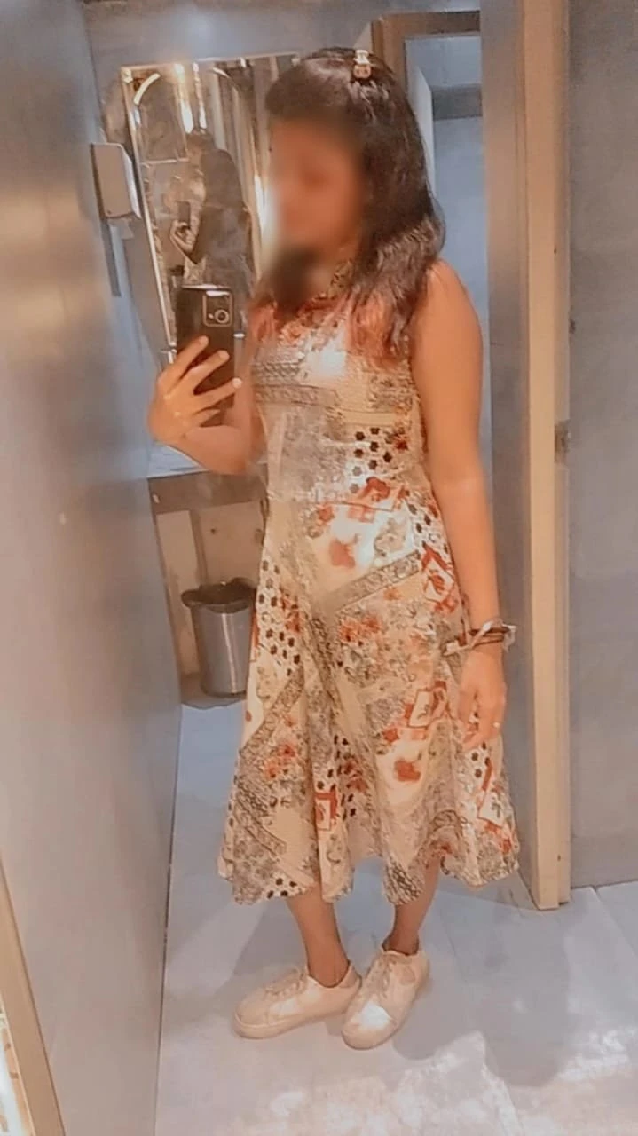 Shivani Full Gfe in Escorts – Indian escort in Bangalore — 6 / 8