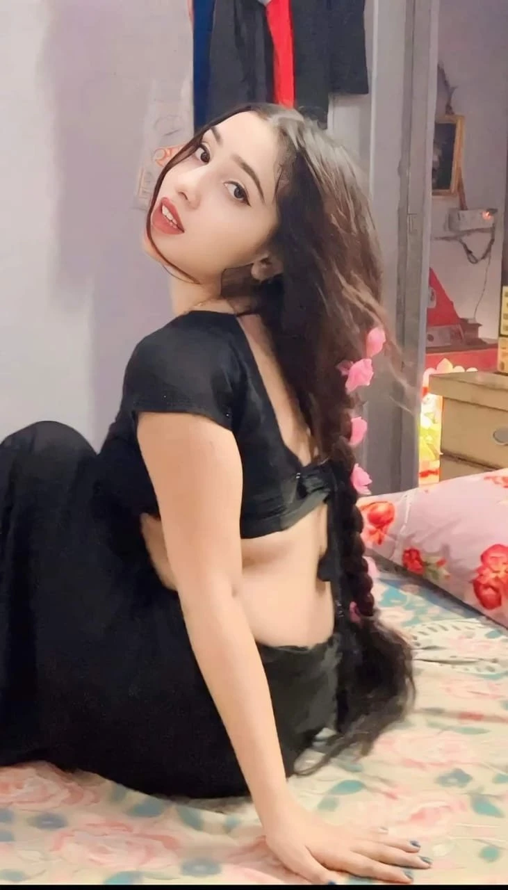 Priya Sharma – Indian escort in Ahmedabad — 3 / 5