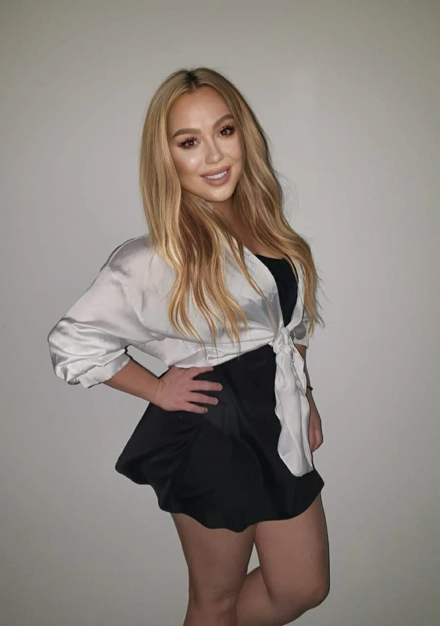 Nika – Russian escort in Yerevan — 4 / 10