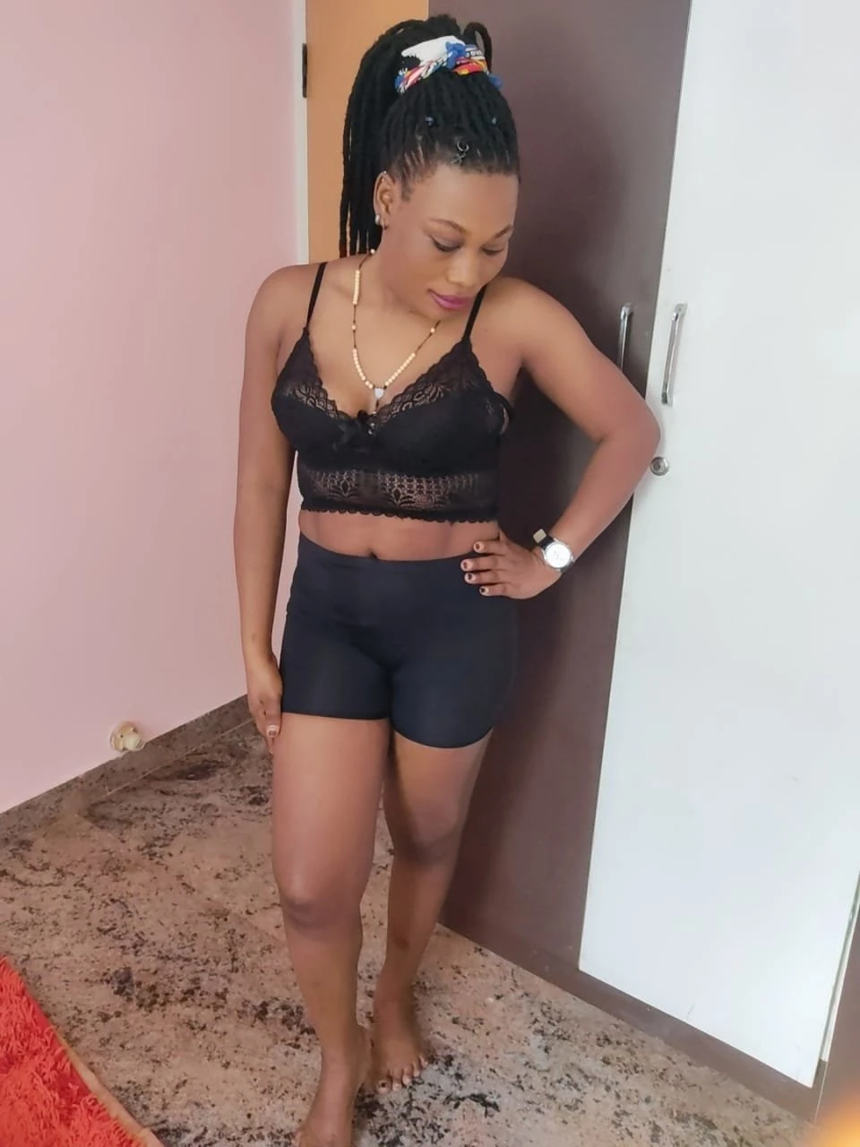Sharon – Central African escort in Bangalore — 3 / 4