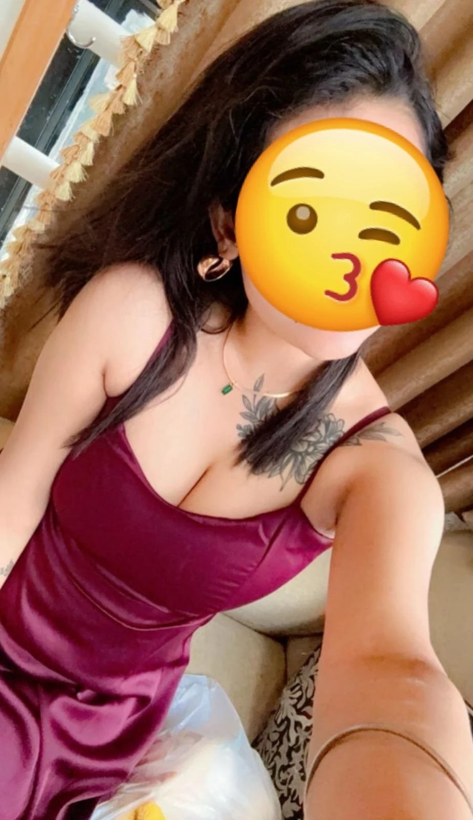 Navya Sharma – Indian escort in Bangalore — 5 / 7