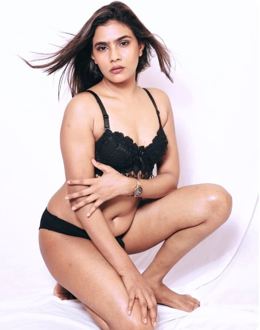 VIP AND BEST ESCORTS DIRECT PAYMENT – escort in Chennai — 4 / 5