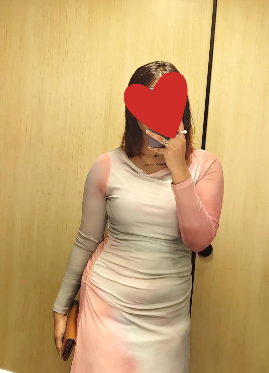 Neha – Indian escort in Bangalore — 2 / 4