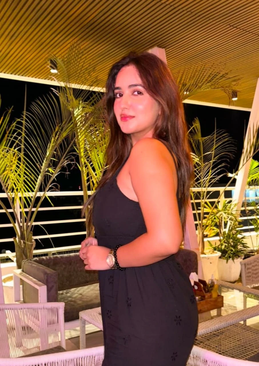 ꧁☆♧🦋 Radhika ༻♧☆꧂ – Indian escort in Bangalore — 3 / 4