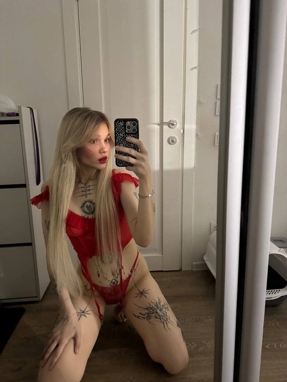 Diana @hk_love_girl – Russian escort in Hong Kong — 2 / 11