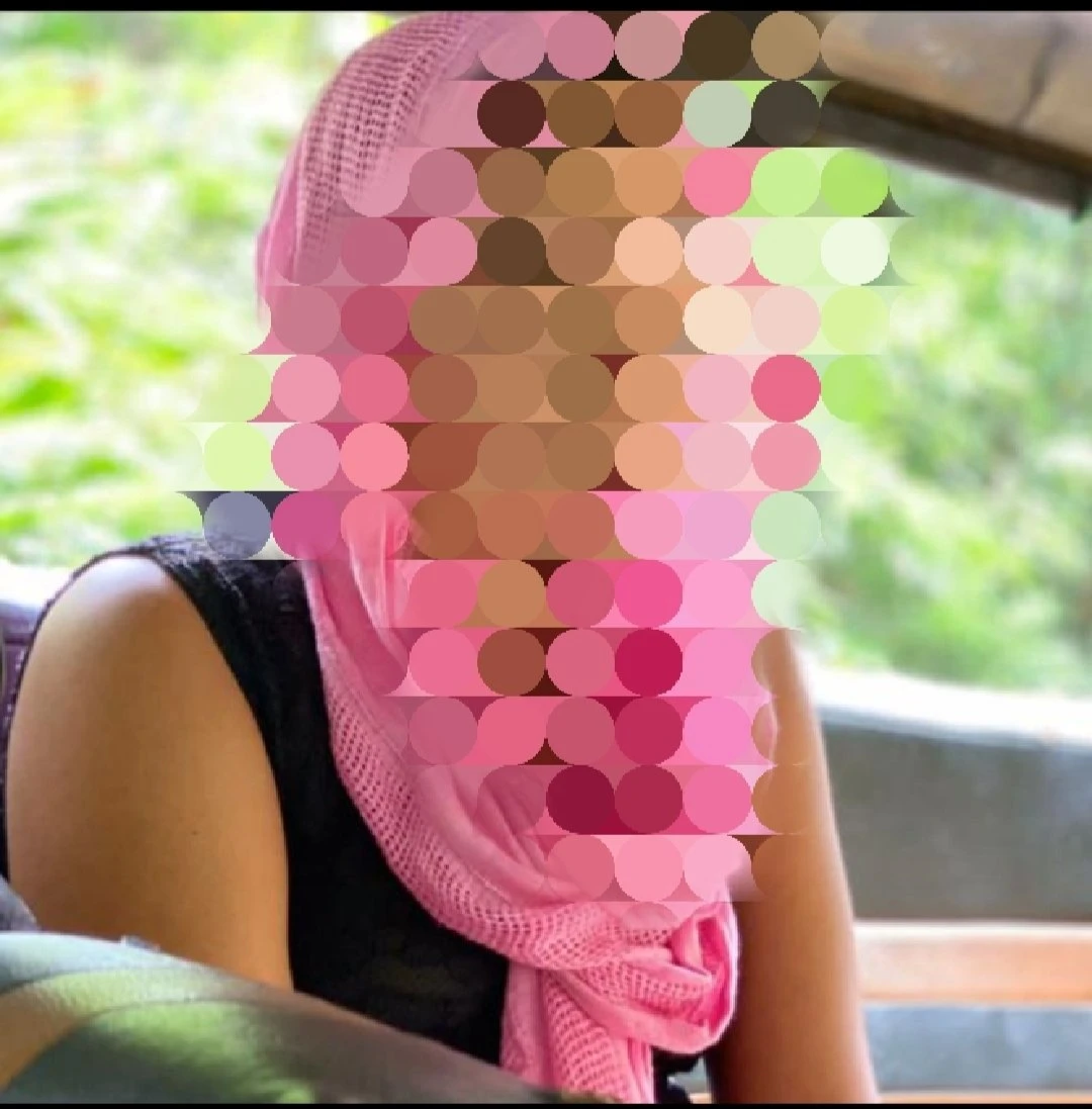 Kavya – Indian escort in Bangalore — 2 / 3