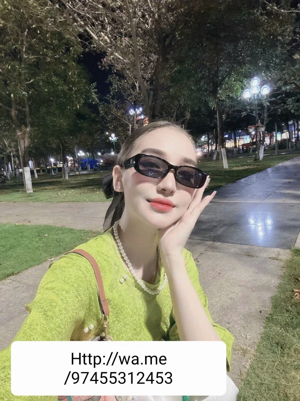 Lyna – Algerian masseuse in Tirana — 9 / 11