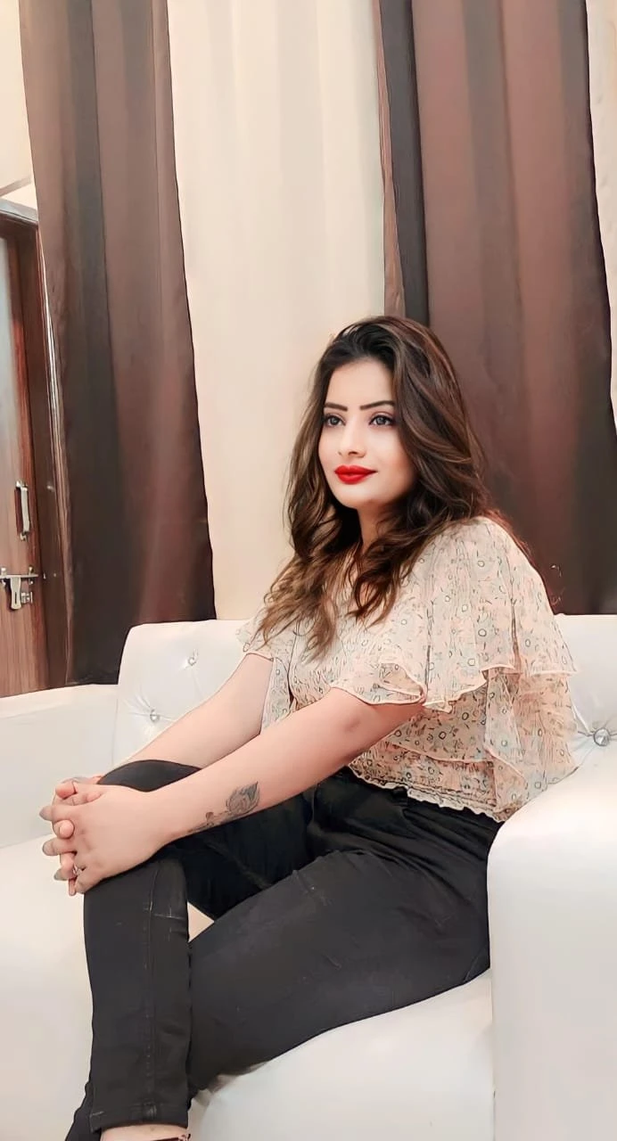 Hi,Fi-Class Model’s Reetu Cash Payment – Indian escort in Chandigarh — 2 / 3