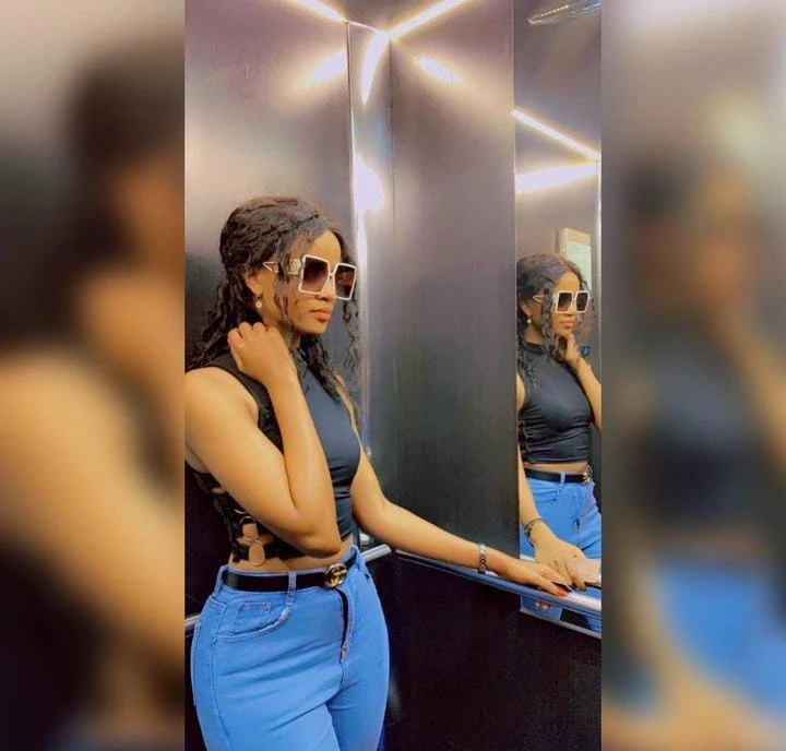 Sephire – Angolan escort in Bangalore — 3 / 4