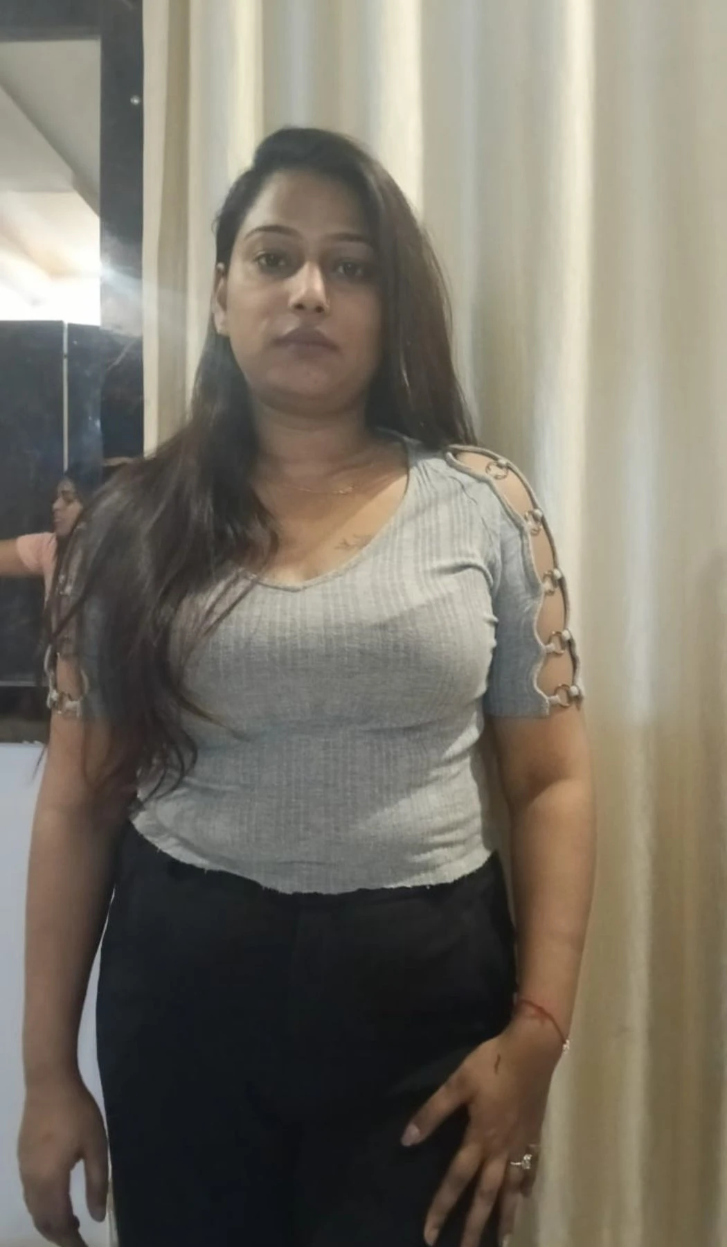 Busty Model Shivani Singh – Indian escort in Bangalore, Escort, Banga