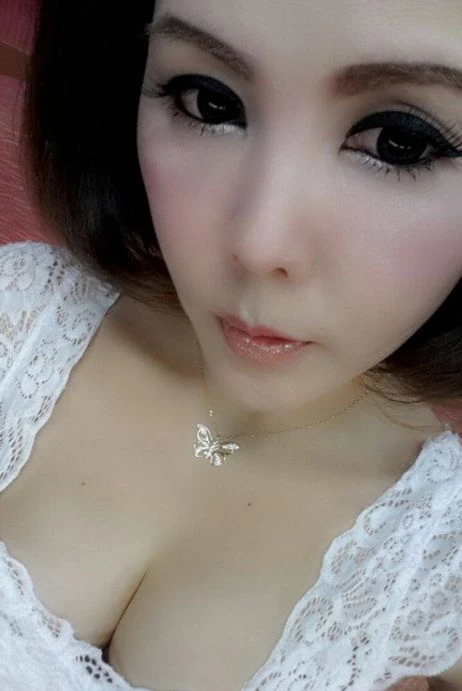 Aiya – Thai escort in Hong Kong — 2 / 3