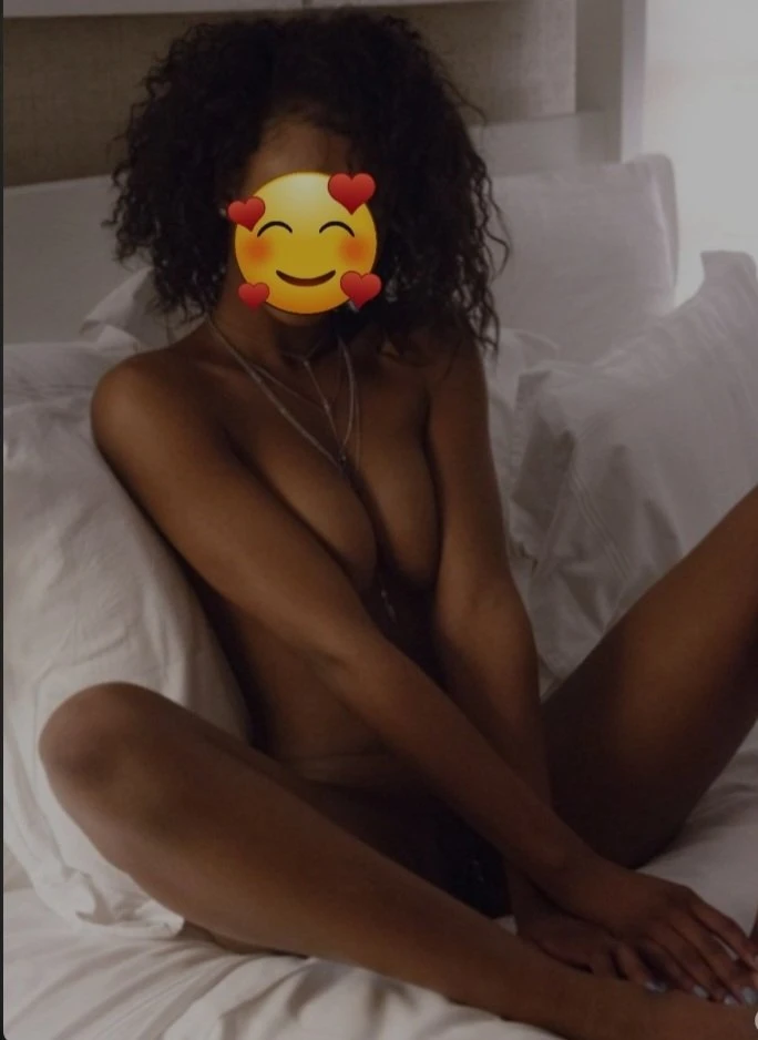Ayraa new arrival – Ethiopian escort in Bangalore — 3 / 5