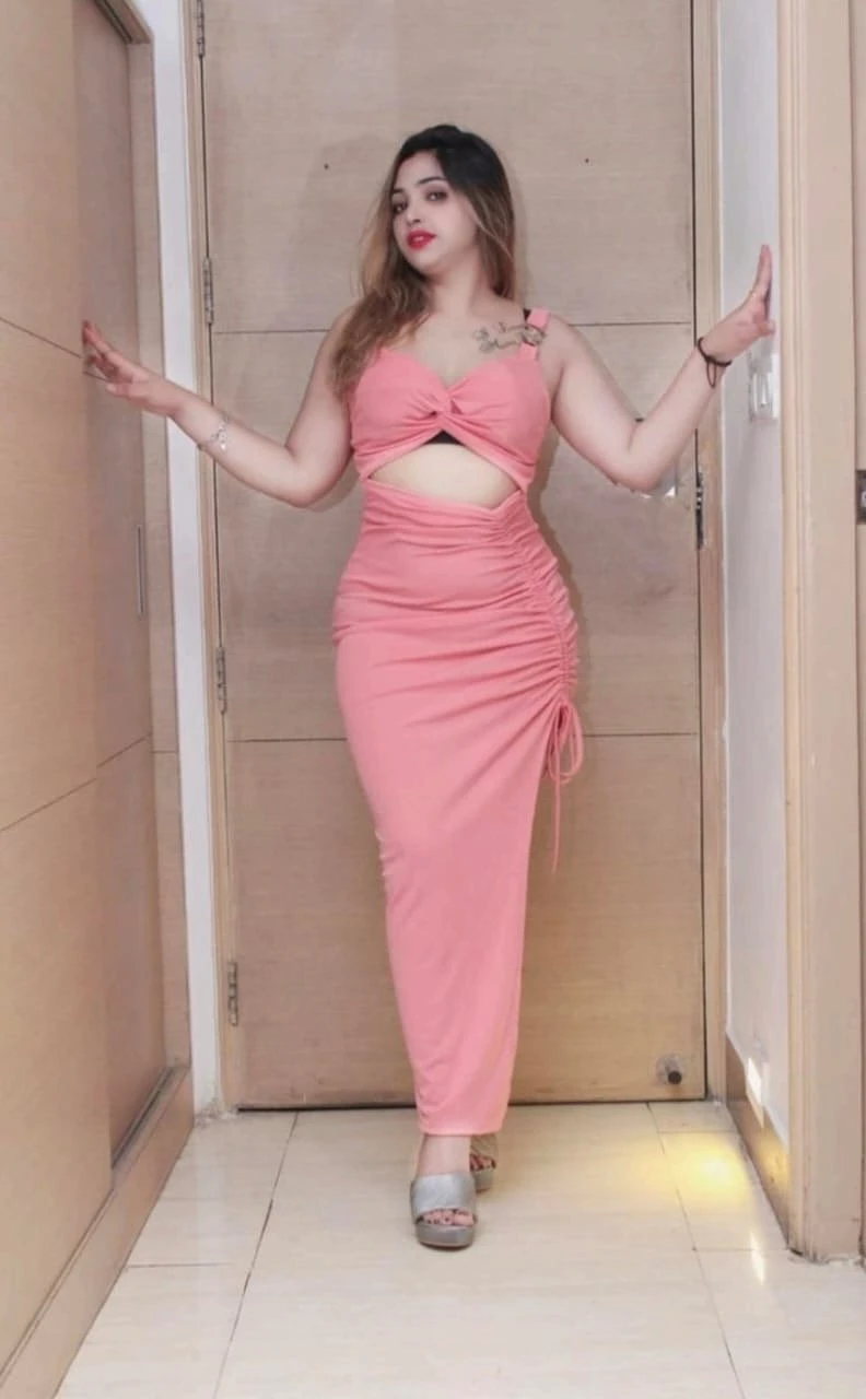 Tanu Gupta – Indian escort in Bangalore — 2 / 5