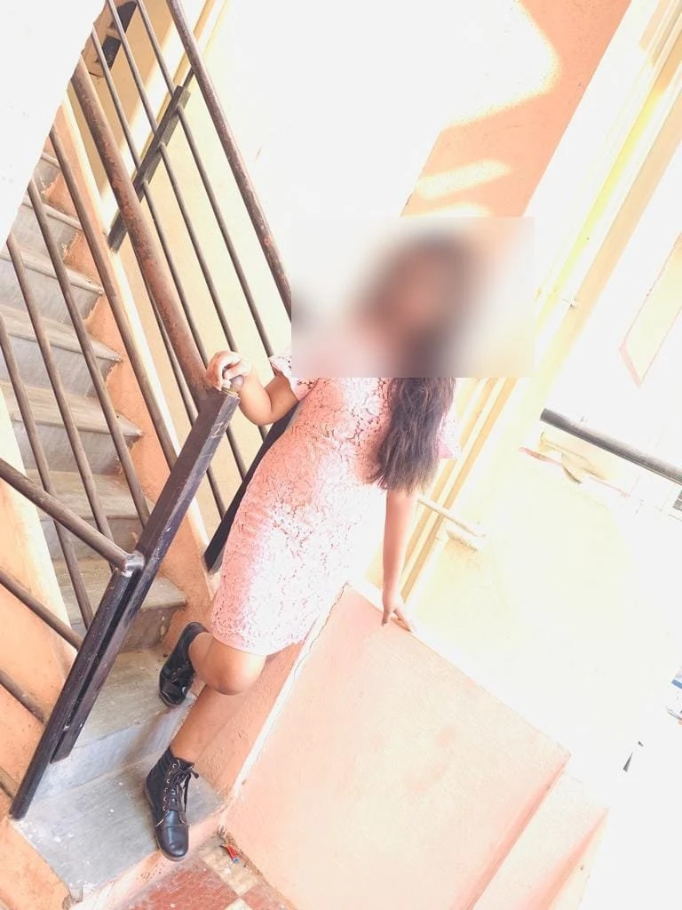 REAL MEETING AND CAM SHOW – Indian escort in Bangalore — 2 / 5