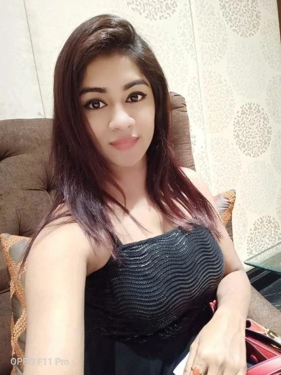 Kajal – Indian escort in Bangalore — 2 / 4