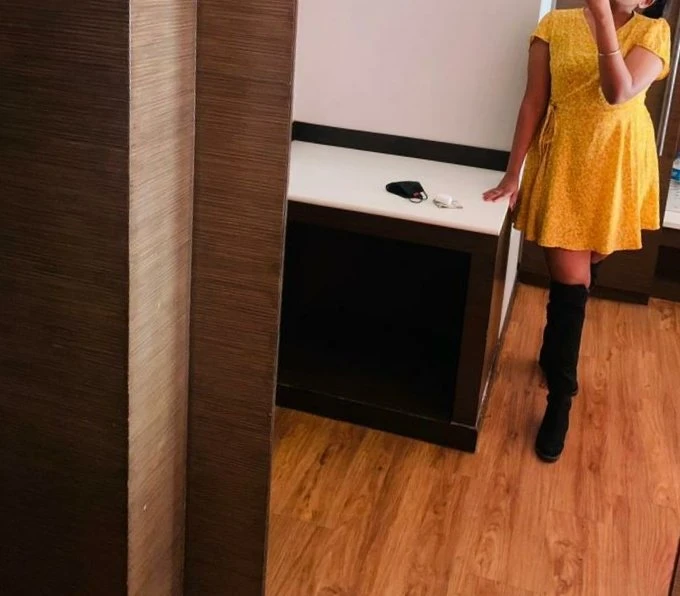 Hot Sonia Independent – Indian escort in Chennai — 9 / 13