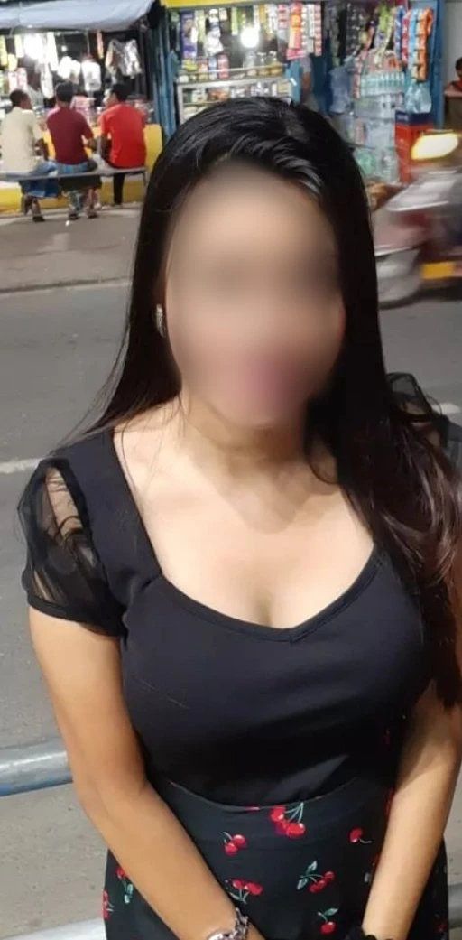 Hey, Buddy I'm Sneha – Indian escort in Bangalore — 2 / 5