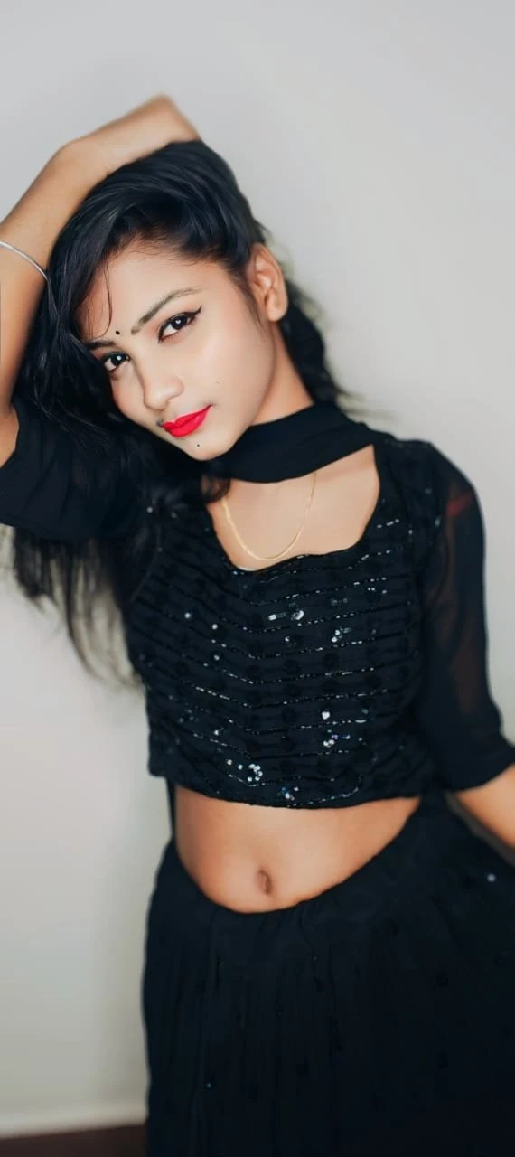 Divya Hand Cash Independent Call Girl Ca – Indian escort in Bangalore — 2 / 5