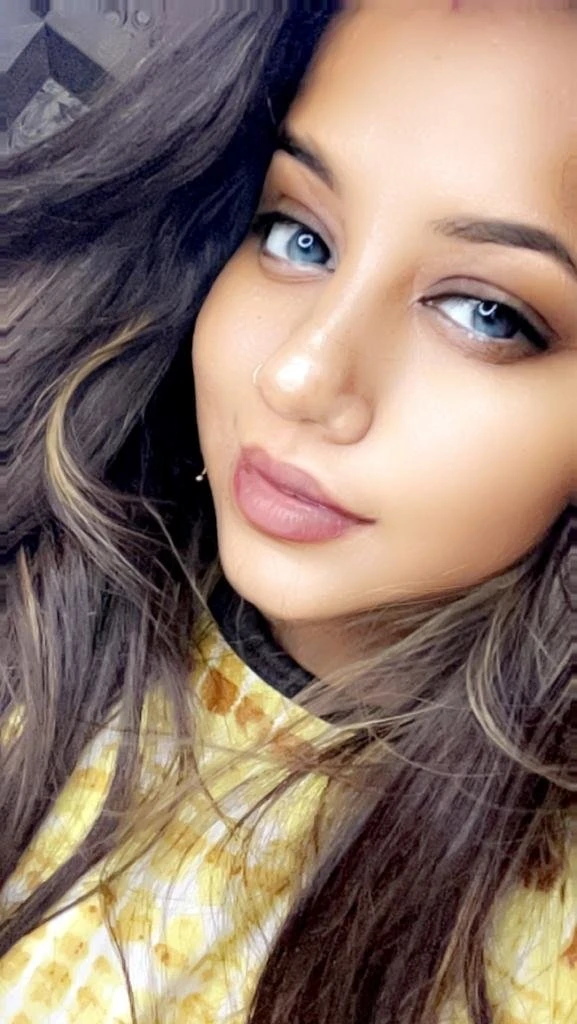 Richa Available for Hot Online Services – Indian escort in Chandigarh — 2 / 8