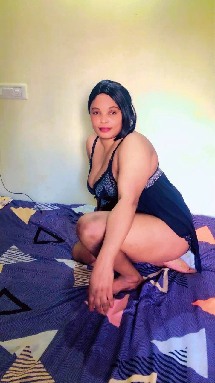 Kayla Hot Girl Btm Layout – South African escort in Bangalore — 2 / 4