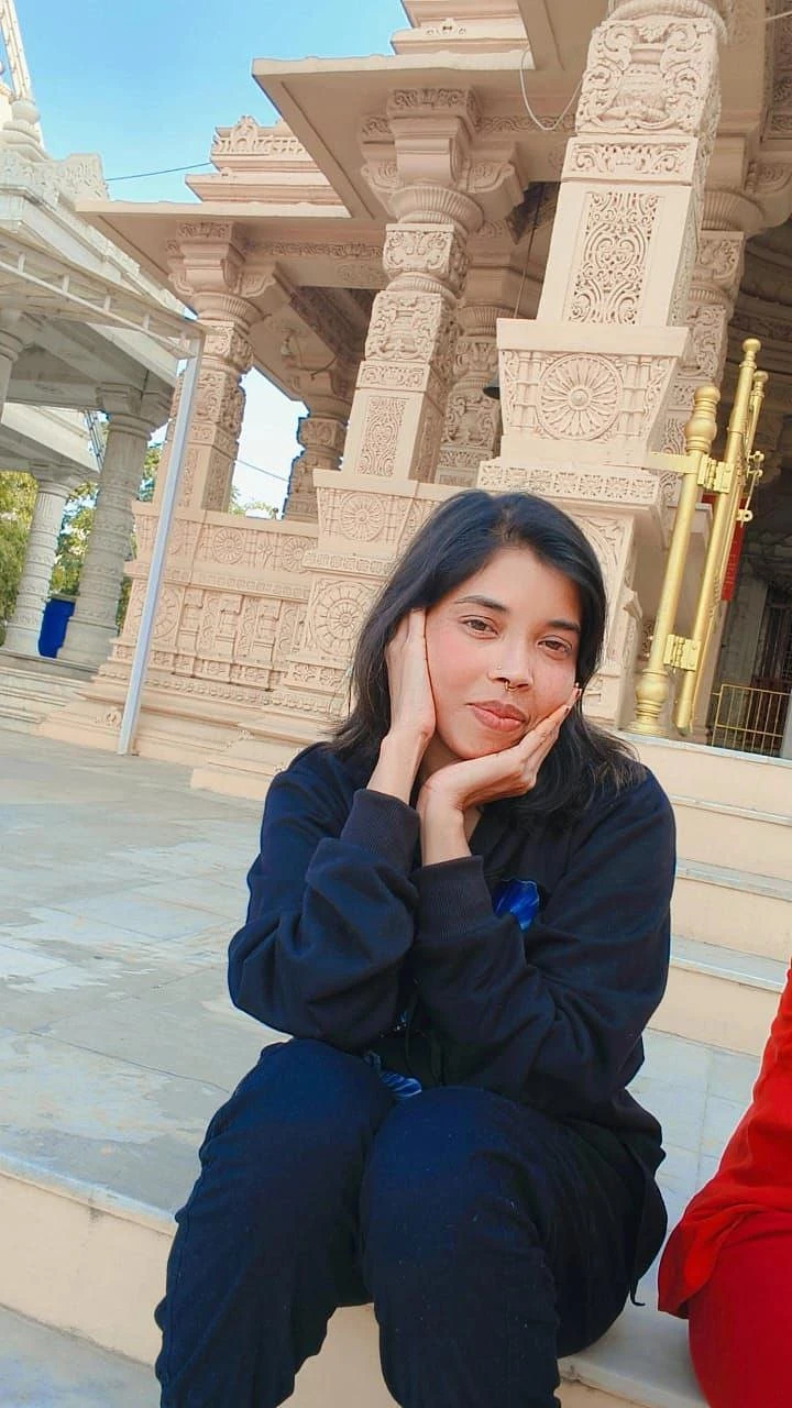 Aliya Singh – Indian escort in Ahmedabad — 2 / 5