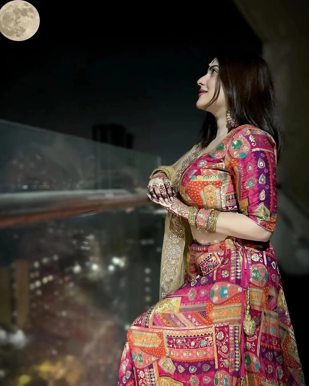Nupur Saha – companion in Bangalore — 1 / 2
