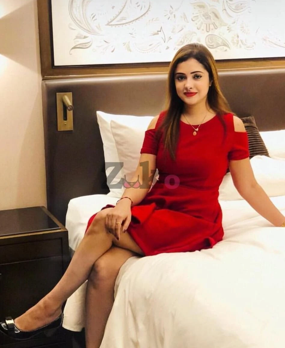 Riya Sharma – escort in Chandigarh — 3 / 5