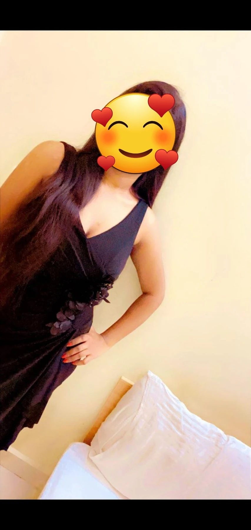 Sruthi – Indian escort in Bangalore — 1 / 4