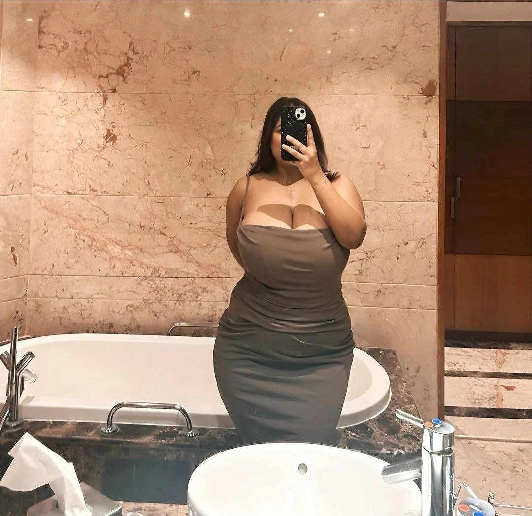 Paroo – Indian escort in Gurgaon — 5 / 7