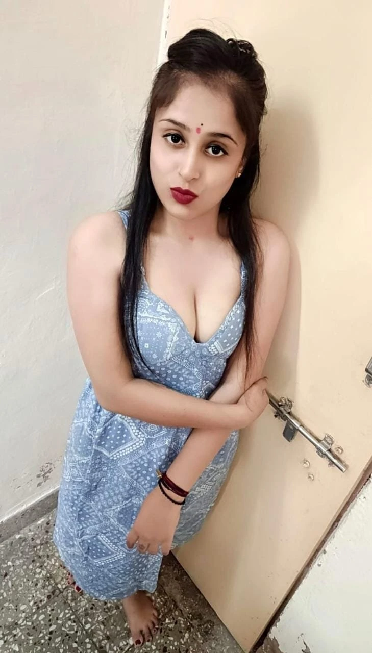 Hinal – Indian escort in Chennai — 3 / 4