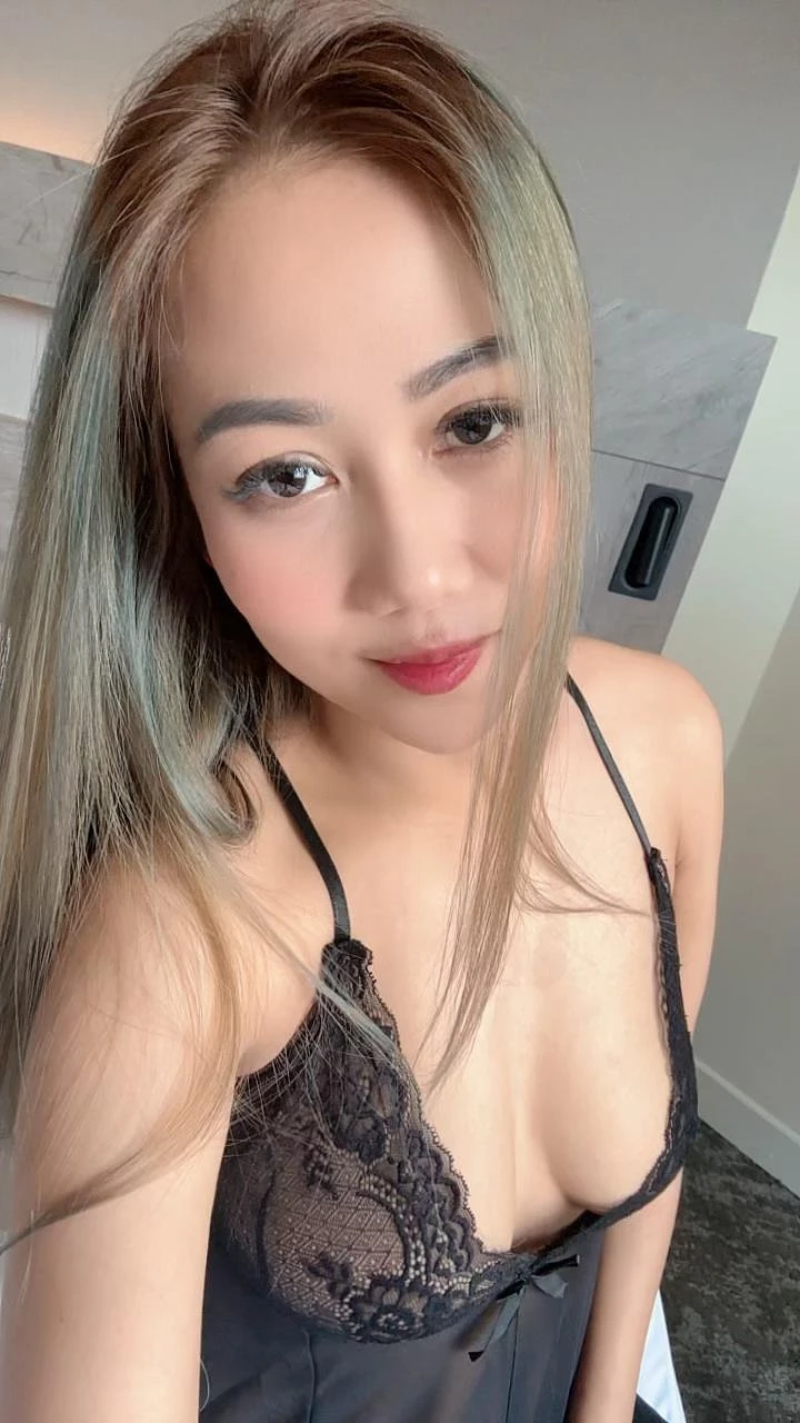 Yuri – escort in Hong Kong — 5 / 7