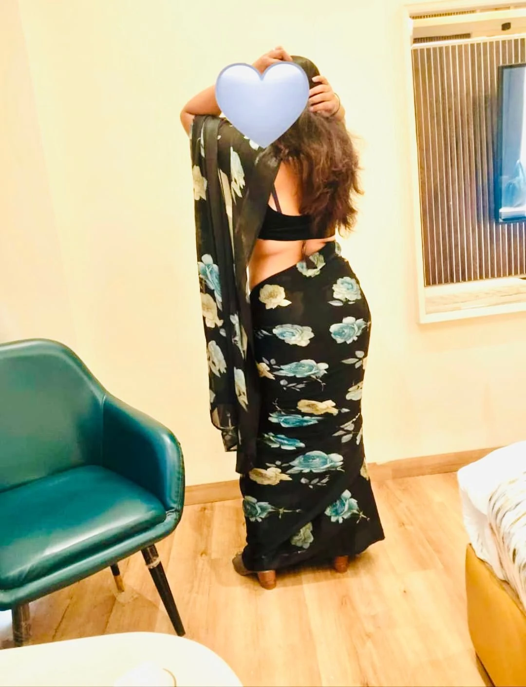 Hot Wife Kashish Singh – Indian escort in Ahmedabad — 5 / 13