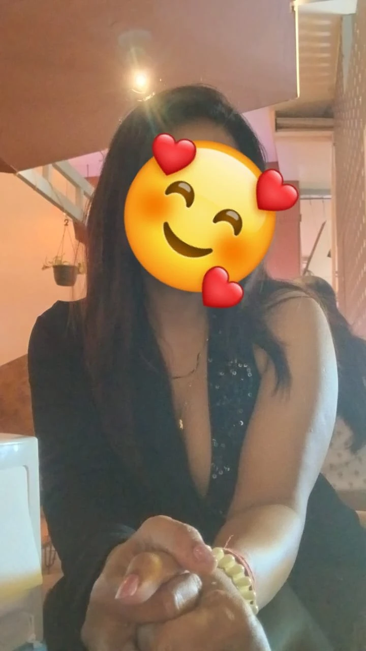 Deepali – Indian escort in Bangalore — 4 / 6