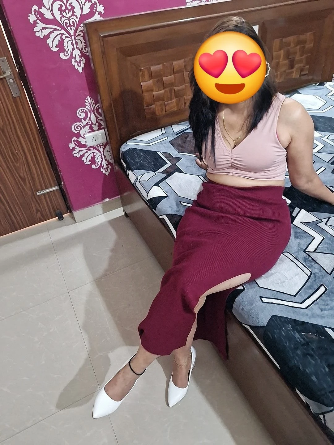 Akansha Sharma – Indian escort in Gurgaon — 5 / 6