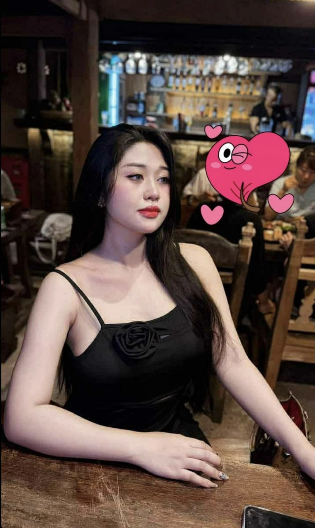 Anaaa – Filipino escort in Tirana — 3 / 5