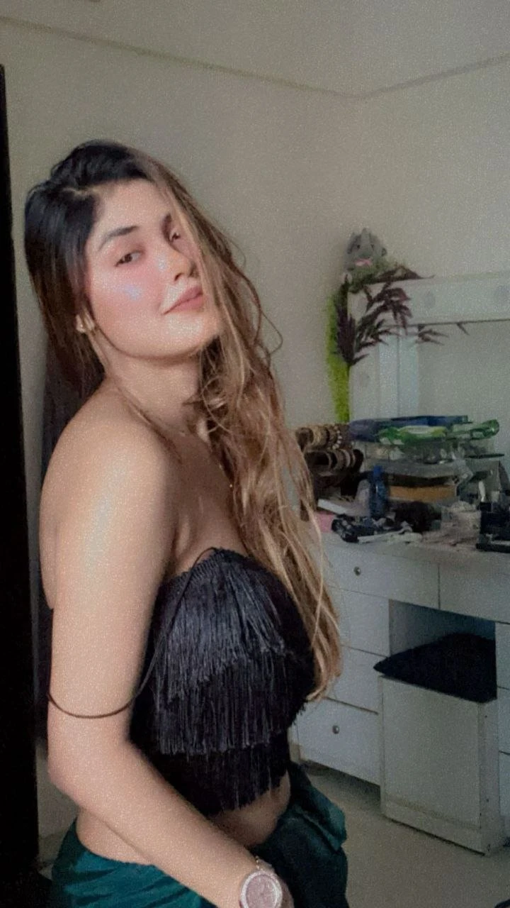 Safe and Secure Genuine Service Cal – Indian escort in Ahmedabad — 3 / 4