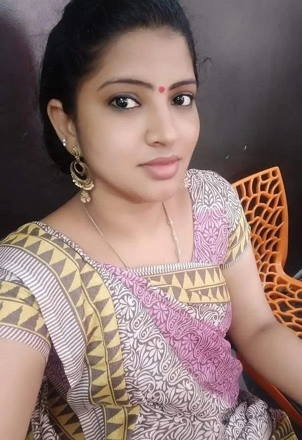 Simaran – escort in Bangalore — 3 / 4