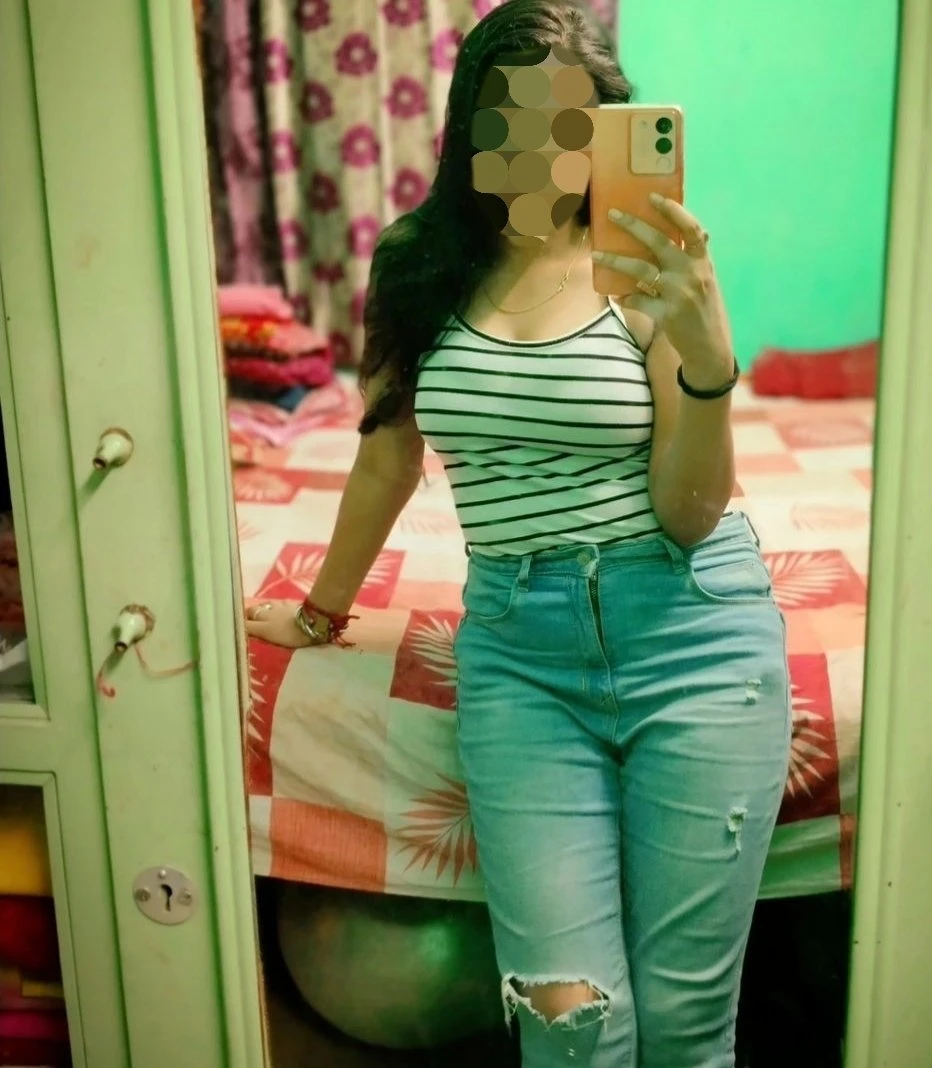 ️Cam and Meet – Indian escort in Candolim, Goa — 2 / 3